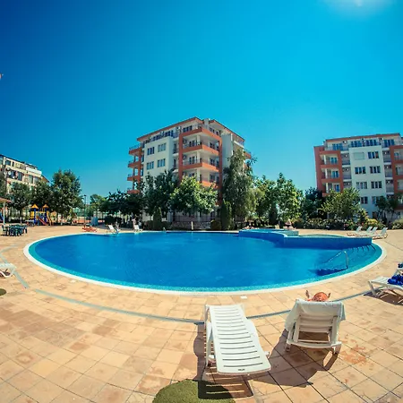 Riviera Hotel 3*